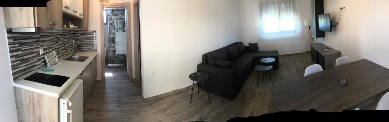 Savvas House Hotel Neos Marmaras Bagian luar foto